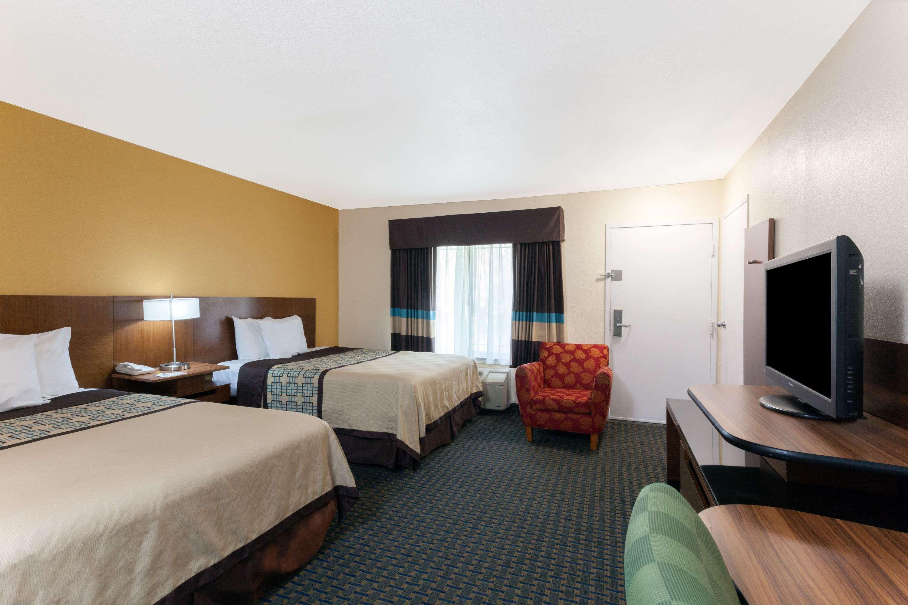 Days Inn By Wyndham Mission Valley-Sdsu San Diego Exterior foto
