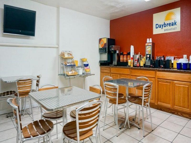 Days Inn By Wyndham Mission Valley-Sdsu San Diego Exterior foto